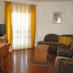 Kuncabok Apartamento